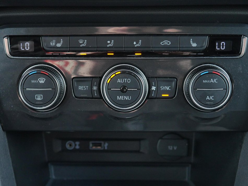 Volkswagen Tiguan 2.0  TDI 