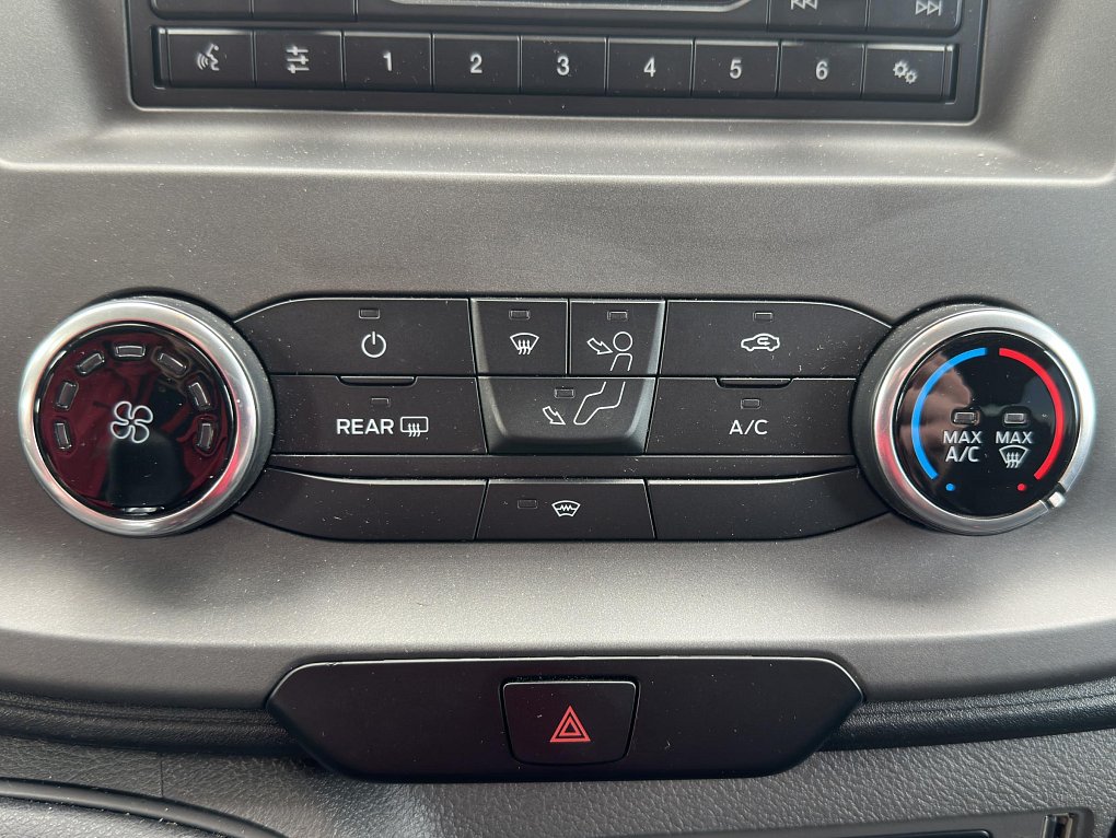 Ford Transit Custom 2.0TDCi Trend L2 6míst