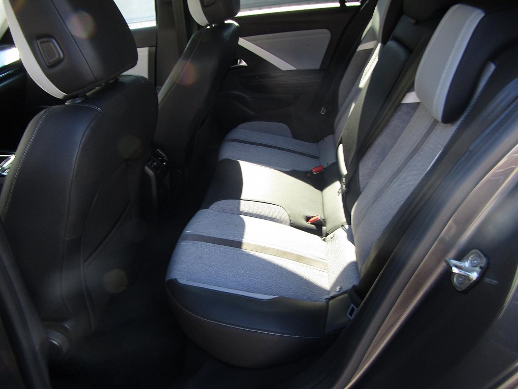 Opel Astra 1.5 CDTi Elegance