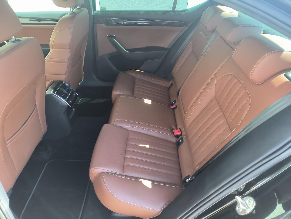 Škoda Superb III 2.0 TDi L&K