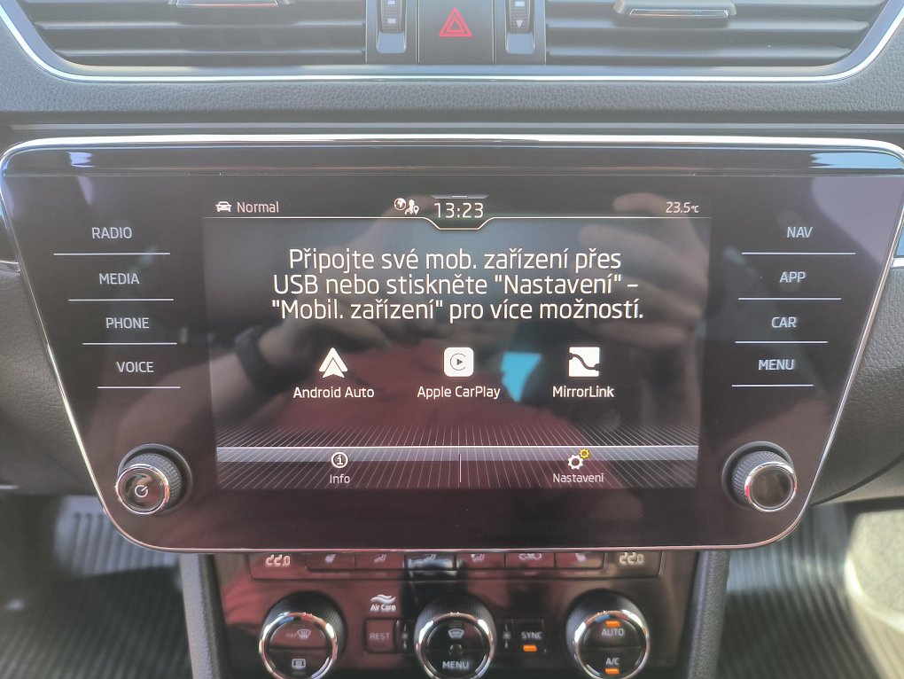 Škoda Superb III 2.0 TDi L&K