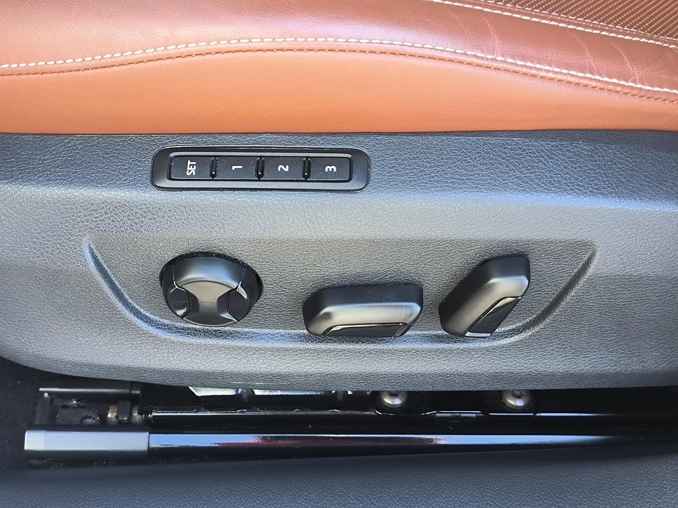 Škoda Superb III 2.0 TDi L&K