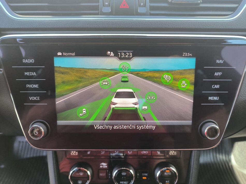 Škoda Superb III 2.0 TDi L&K