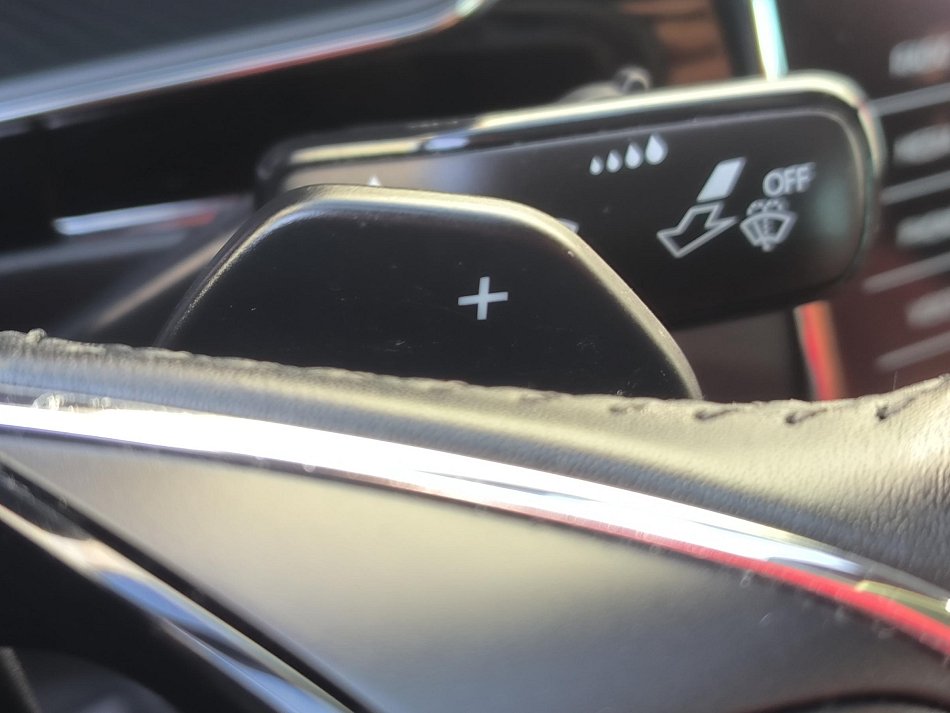 Škoda Superb III 2.0 TDi L&K