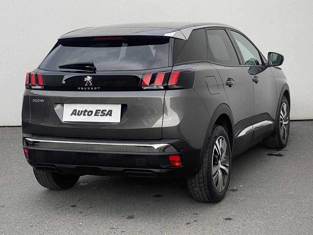 Peugeot 3008 1.2 PT Allure