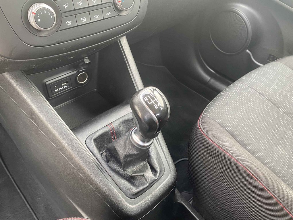 Kia Venga 1.4 CVVT Attract