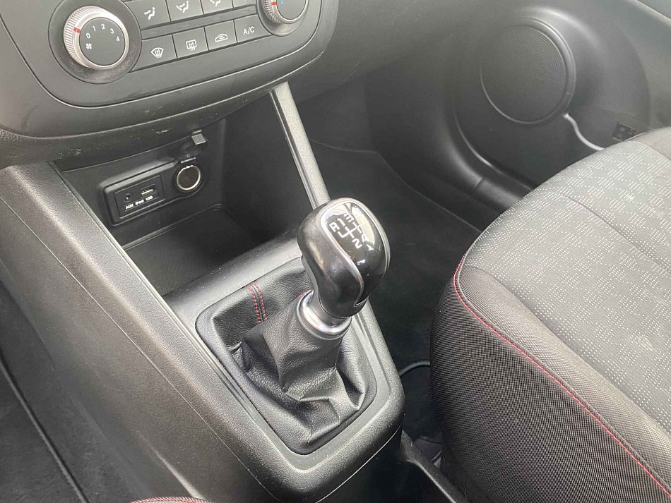 Kia Venga 1.4 CVVT Attract