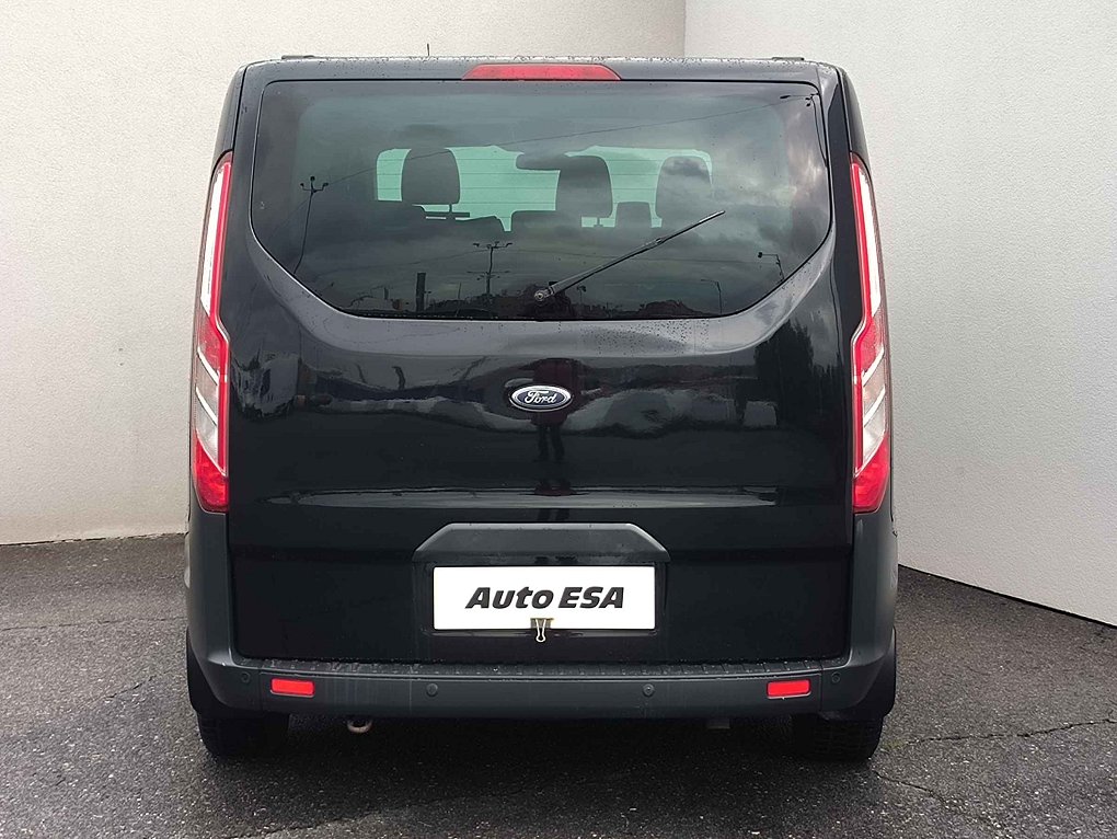 Ford Tourneo Custom 2.2TDCi Trend L2 9míst