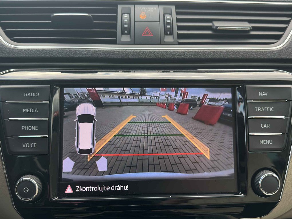 Škoda Superb III 2.0TSi  4x4