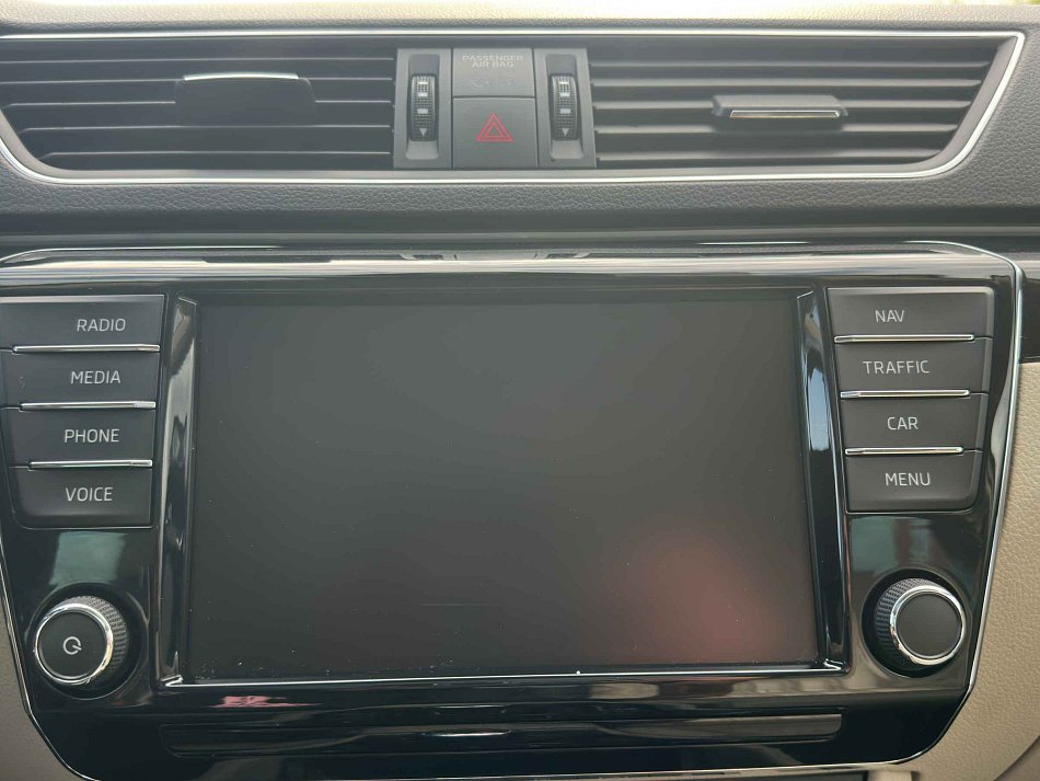 Škoda Superb III 2.0TSi  4x4