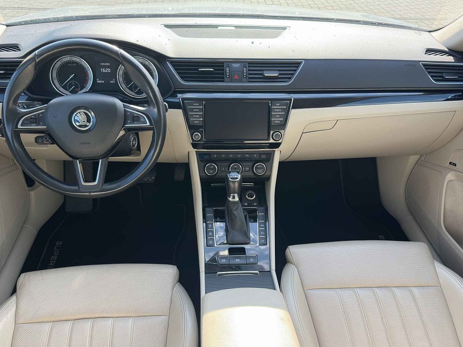 Škoda Superb III 2.0TSi  4x4