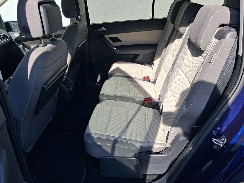 Volkswagen Touran 2.0 TDi 