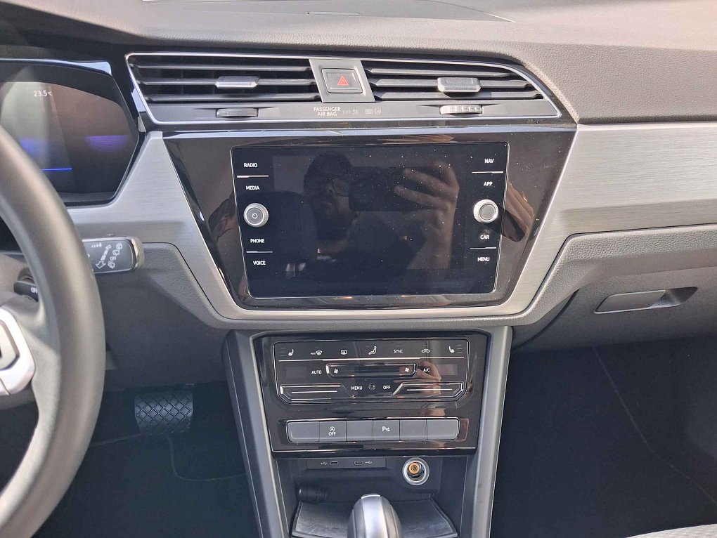 Volkswagen Touran 2.0 TDi 
