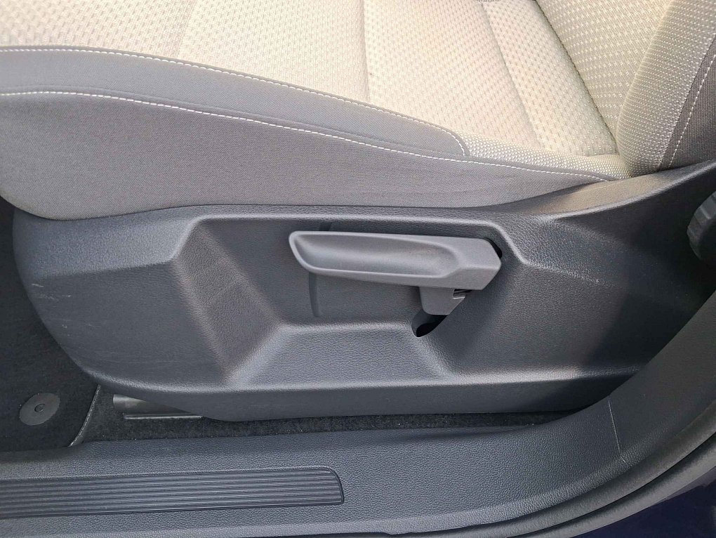 Volkswagen Touran 2.0 TDi 