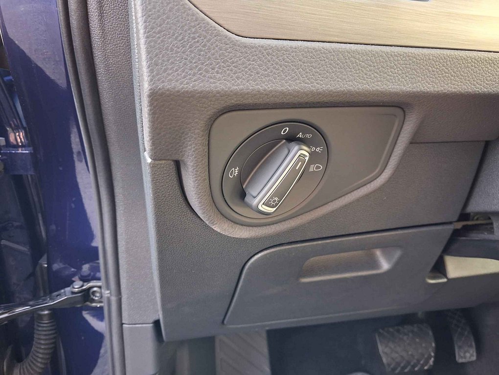 Volkswagen Touran 2.0 TDi 