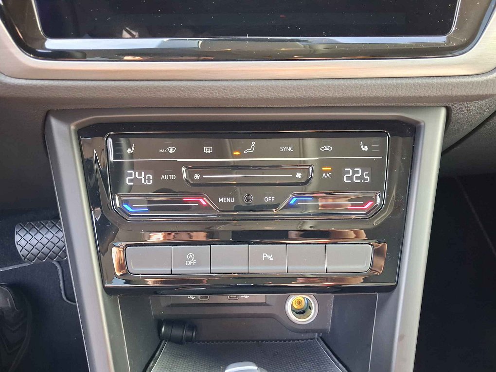 Volkswagen Touran 2.0 TDi 