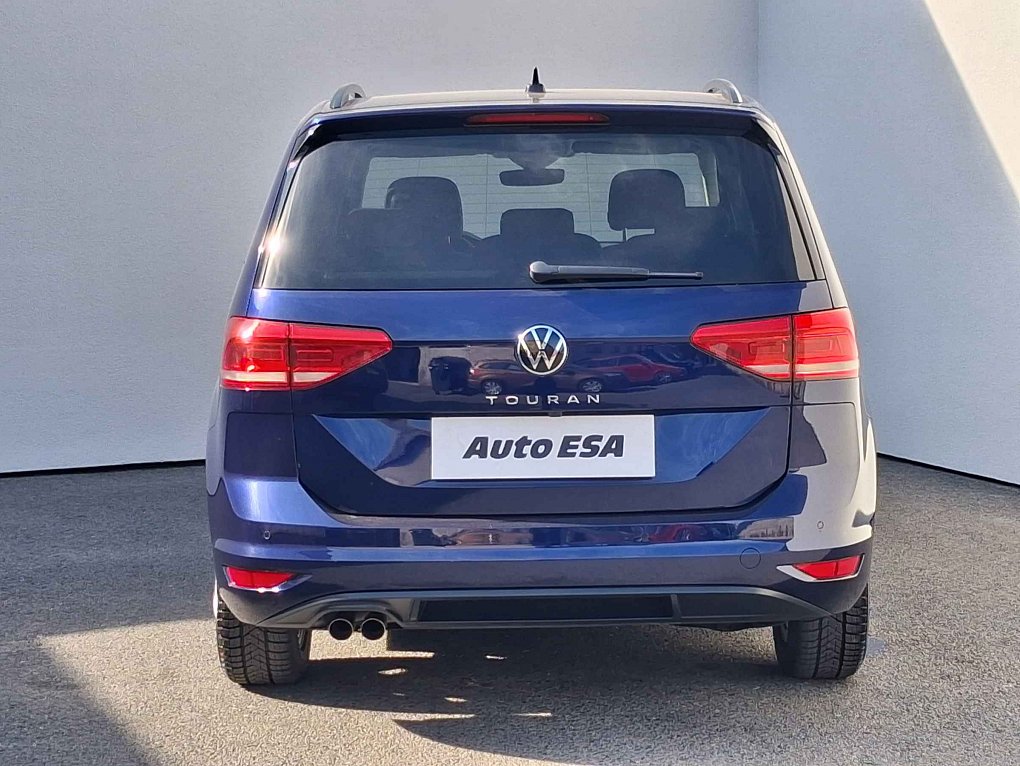 Volkswagen Touran 2.0 TDi 