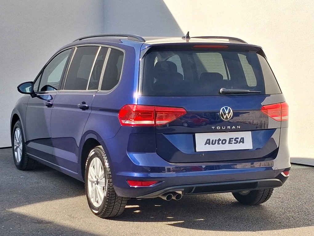 Volkswagen Touran 2.0 TDi 