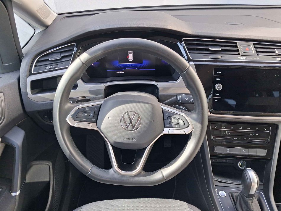 Volkswagen Touran 2.0 TDi 