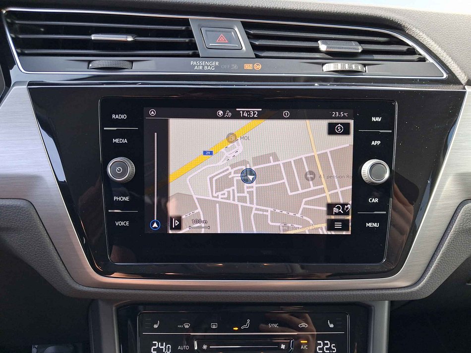 Volkswagen Touran 2.0 TDi 