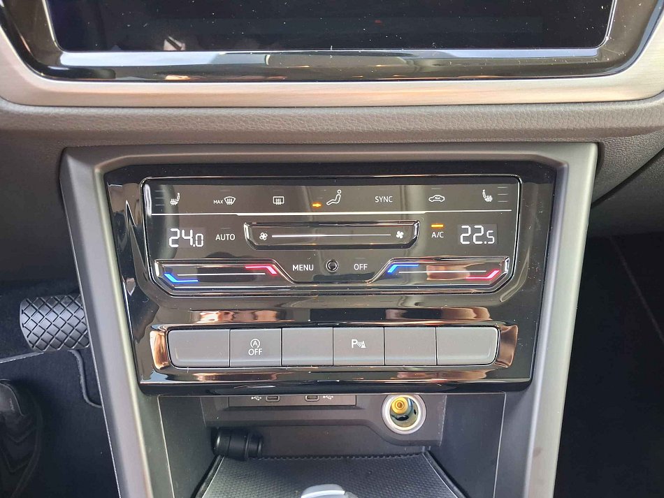 Volkswagen Touran 2.0 TDi 