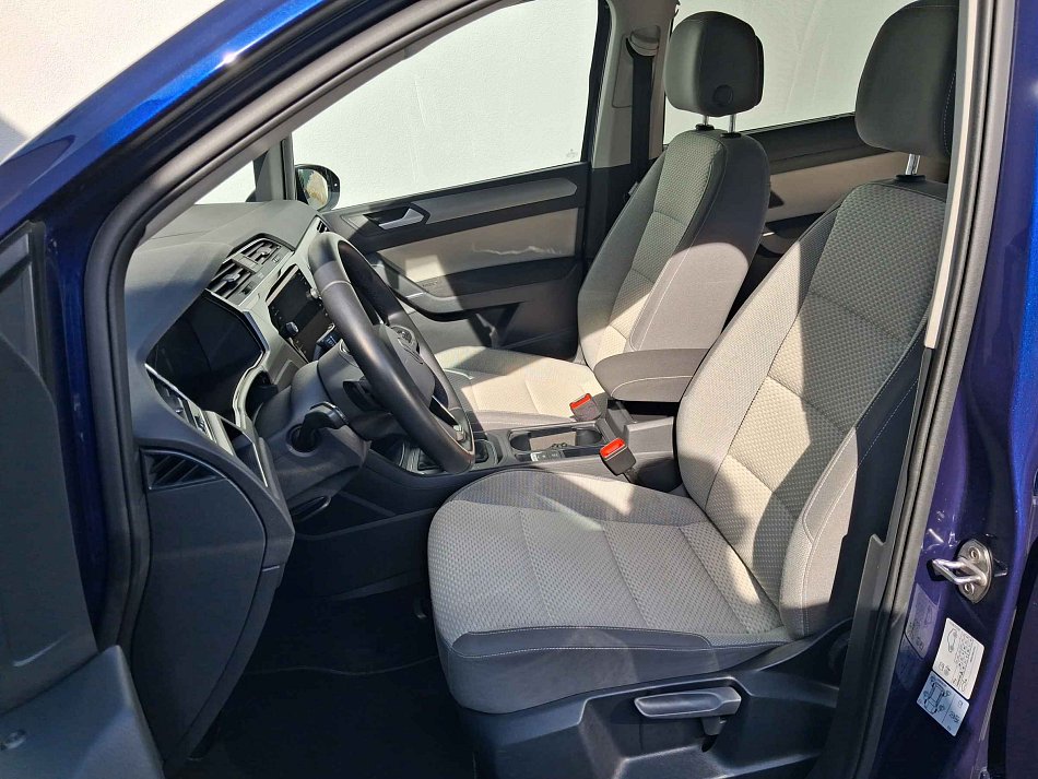 Volkswagen Touran 2.0 TDi 