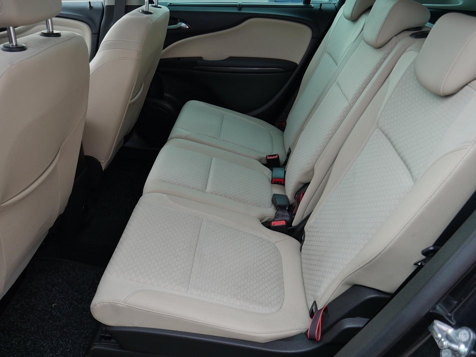 Opel Zafira 1.4i 