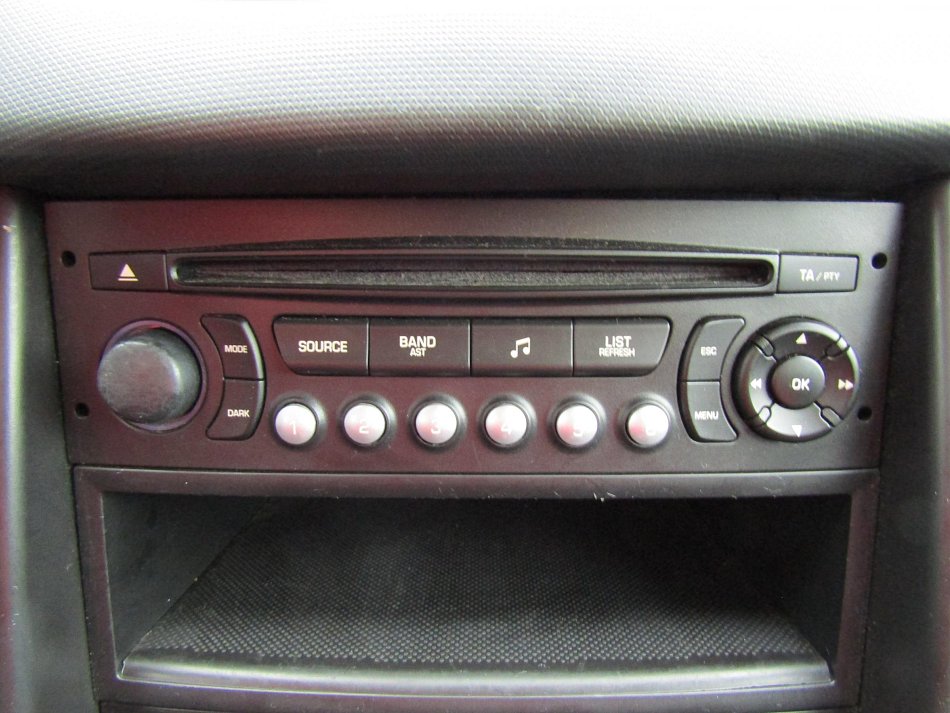 Peugeot 207 1.4i 