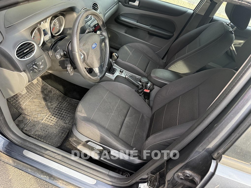 Ford Focus 2.0i 