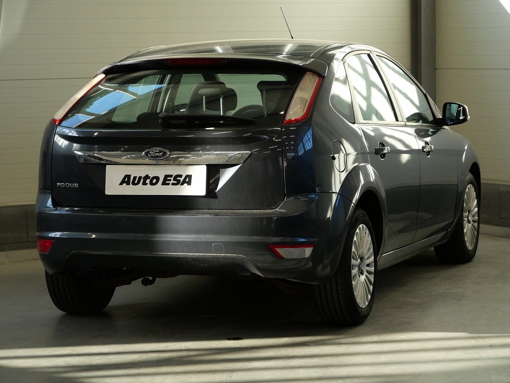 Ford Focus 2.0i 