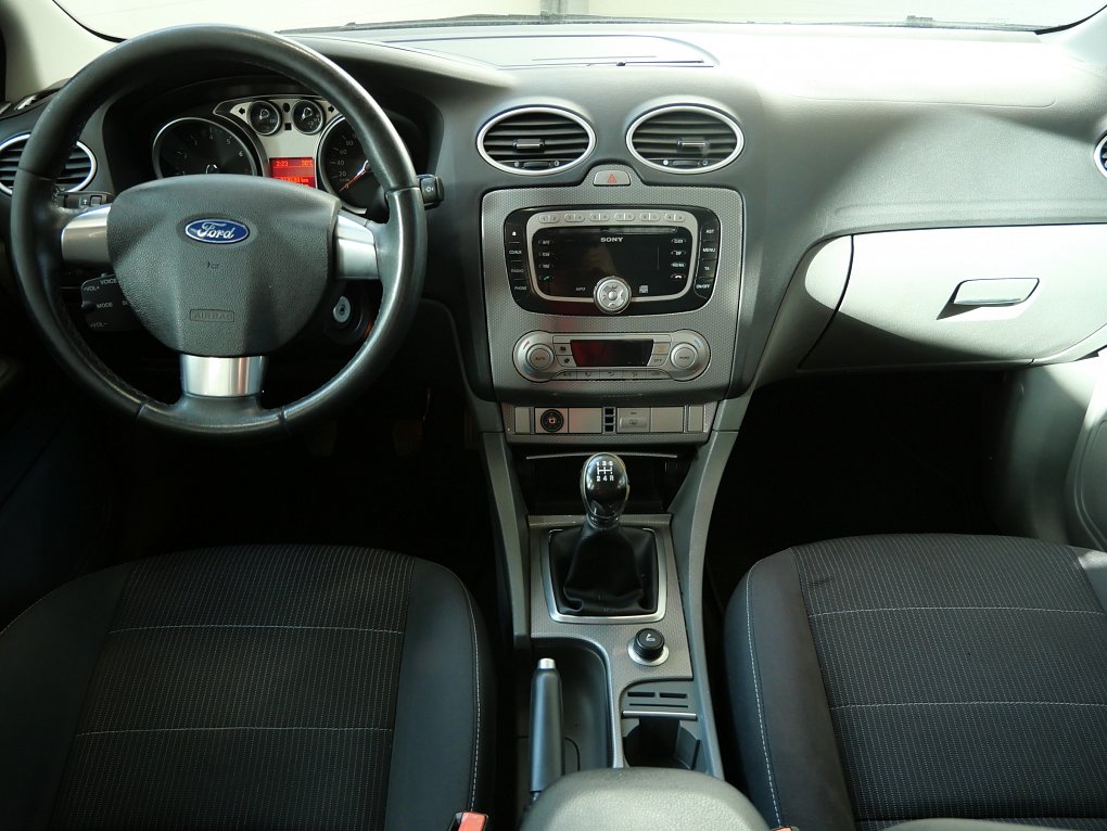 Ford Focus 2.0i 