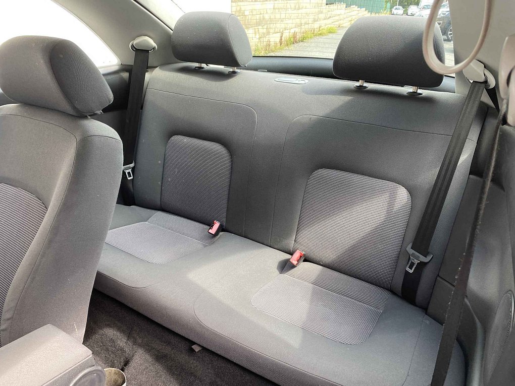 Volkswagen Beetle 1.4i Style