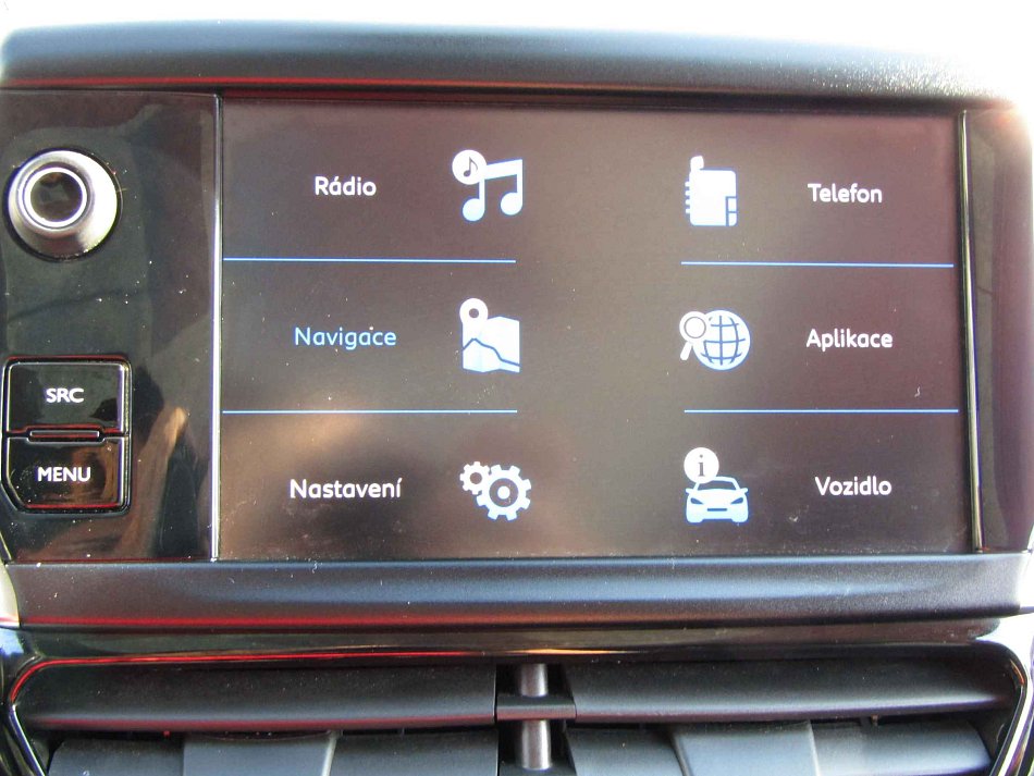 Peugeot 2008 1.2PT Crossway