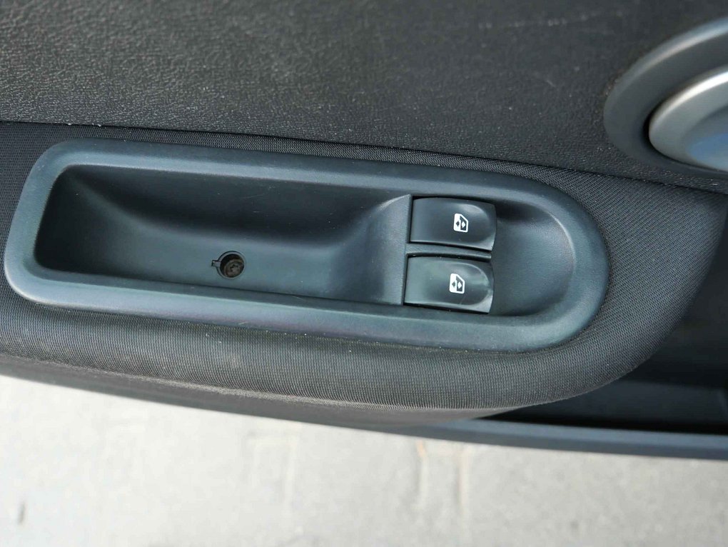 Renault Clio 1.2i 