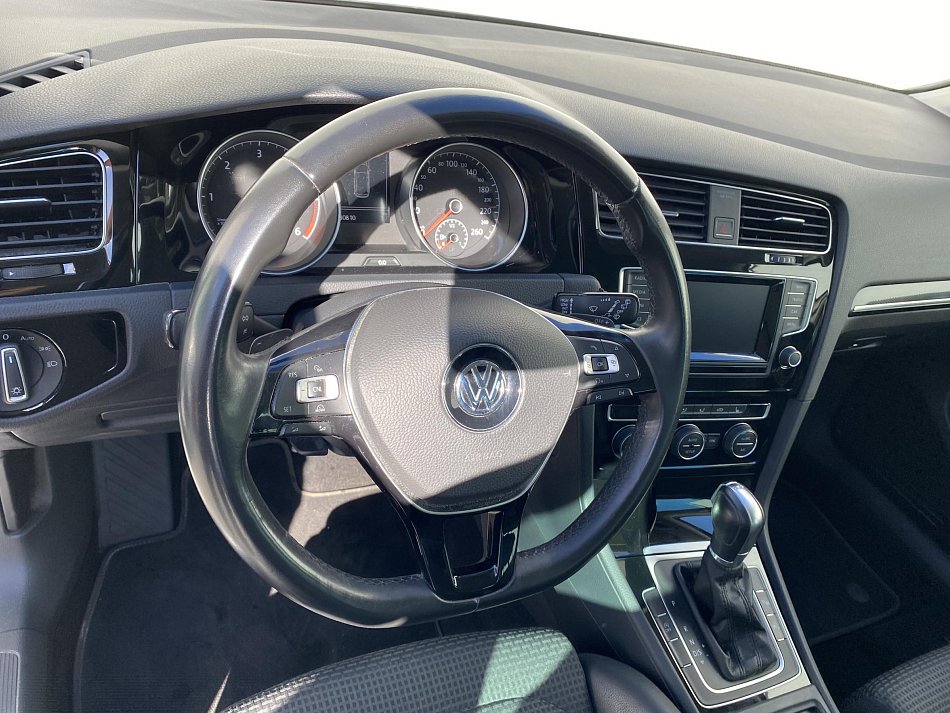 Volkswagen Golf 2.0 TDi Highline