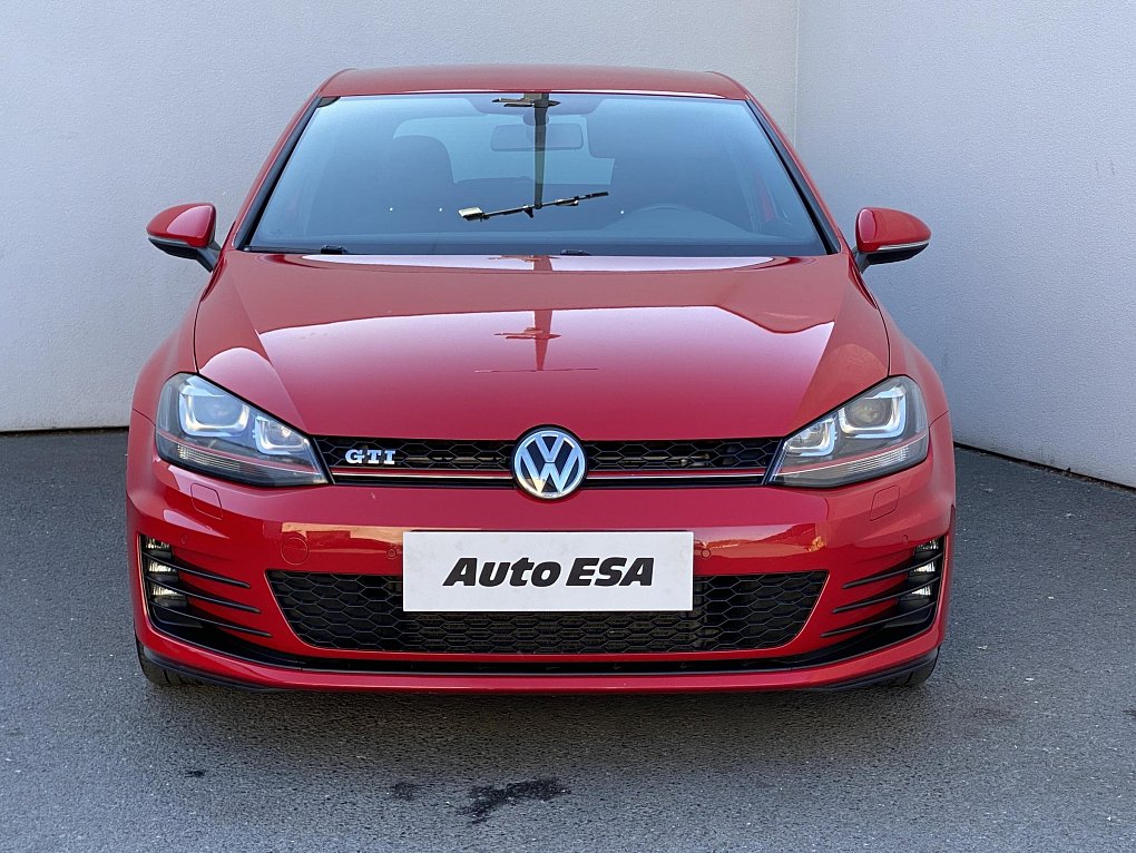 Volkswagen Golf 2.0 TSi GTi