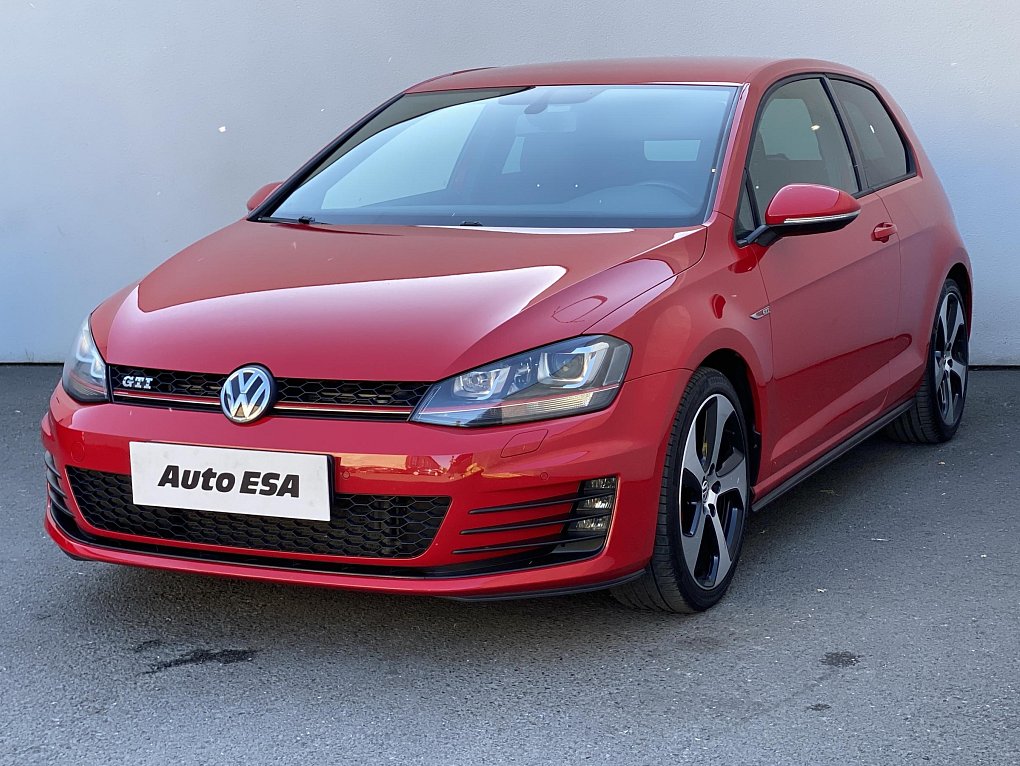 Volkswagen Golf 2.0 TSi GTi