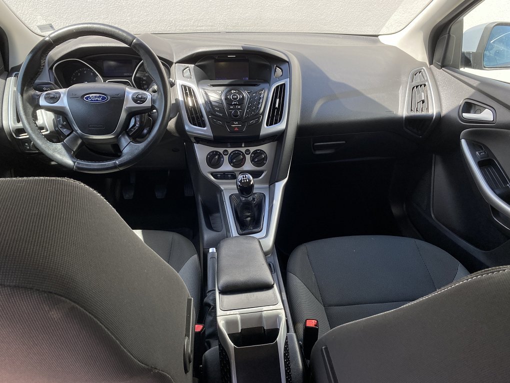Ford Focus 1.6i 