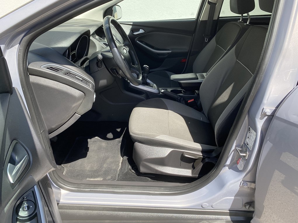 Ford Focus 1.6i 