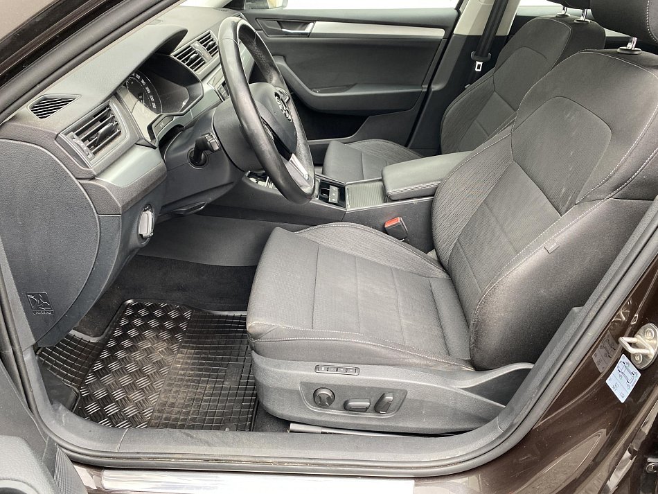 Škoda Superb III 1.4 TSi Ambition