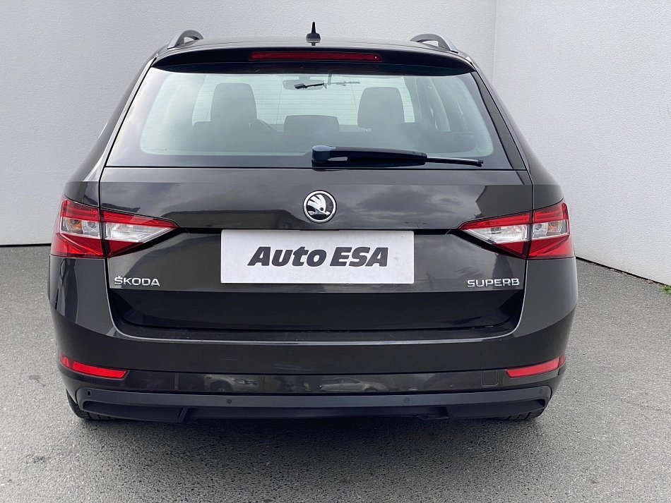 Škoda Superb III 1.4 TSi Ambition