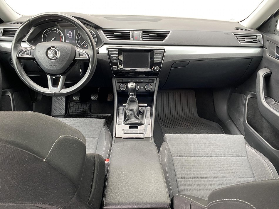 Škoda Superb III 1.4 TSi Ambition