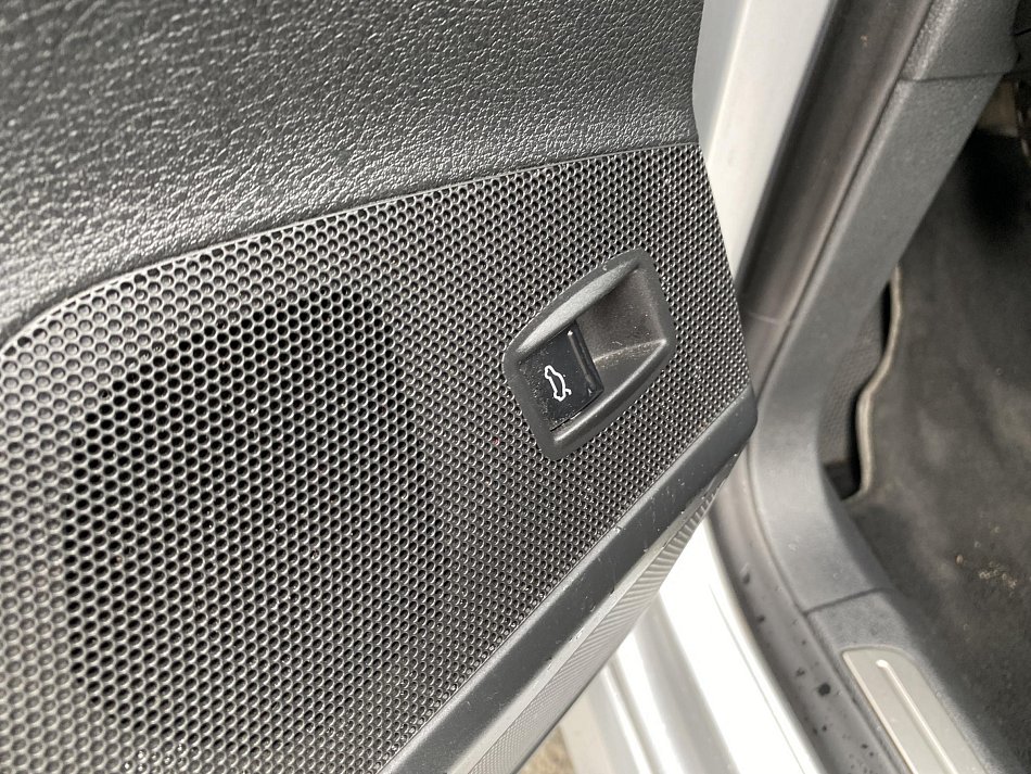 Volkswagen Passat 2.0 TDi 