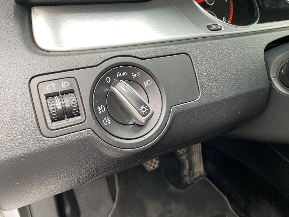 Volkswagen Passat 2.0 TDi 