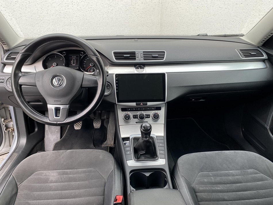 Volkswagen Passat 2.0 TDi 