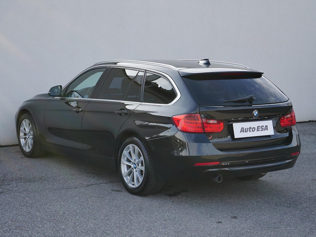 BMW Řada 3 2.0d Sport Line 320d xDrive