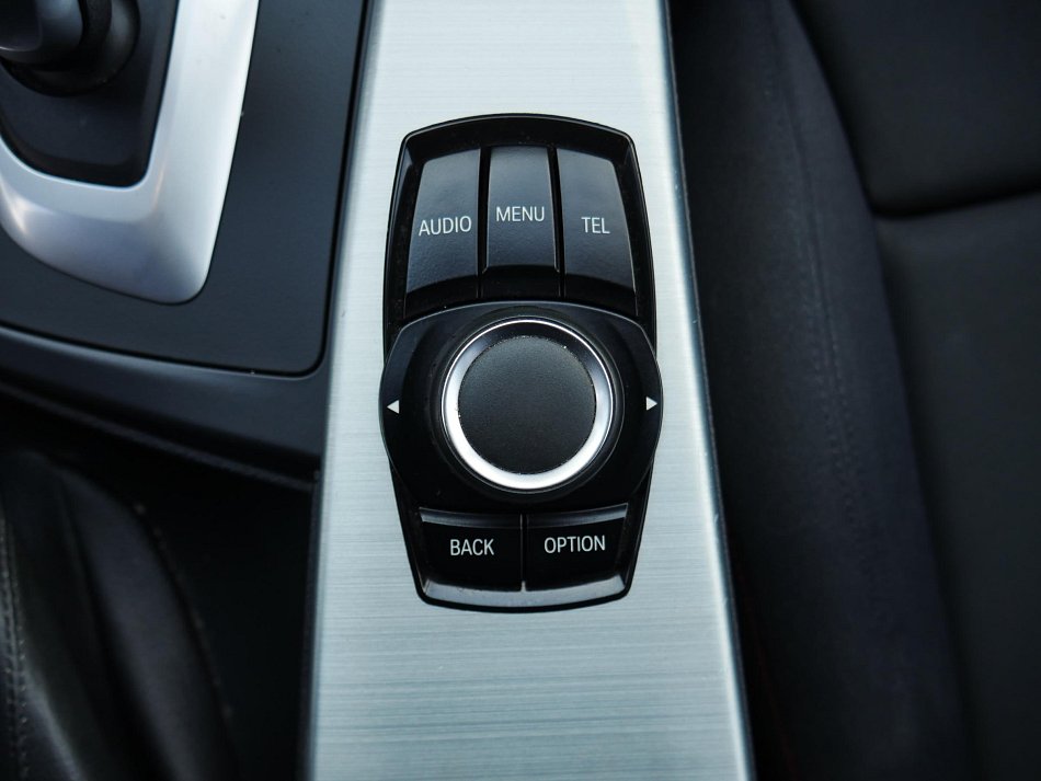 BMW Řada 3 2.0d Sport Line 320d xDrive