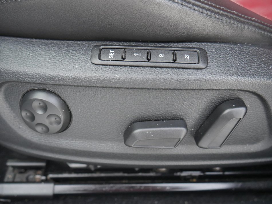 Volkswagen CC 2.0TDi 