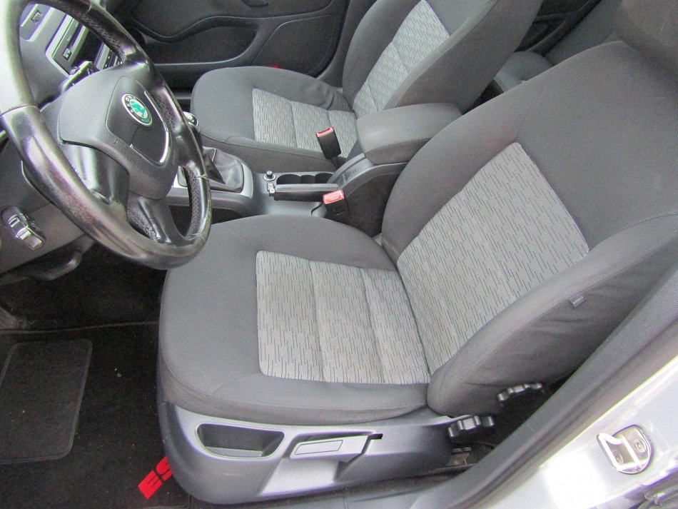 Škoda Octavia II 2.0TDi 