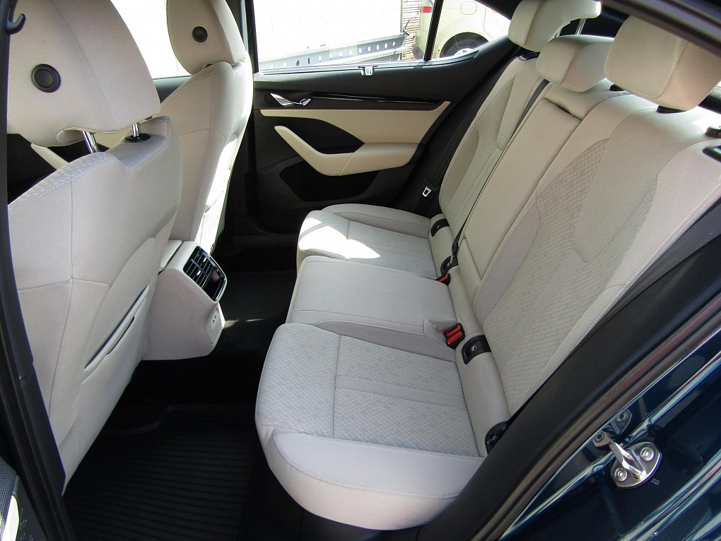 Škoda Octavia IV 1.5 TSi Style